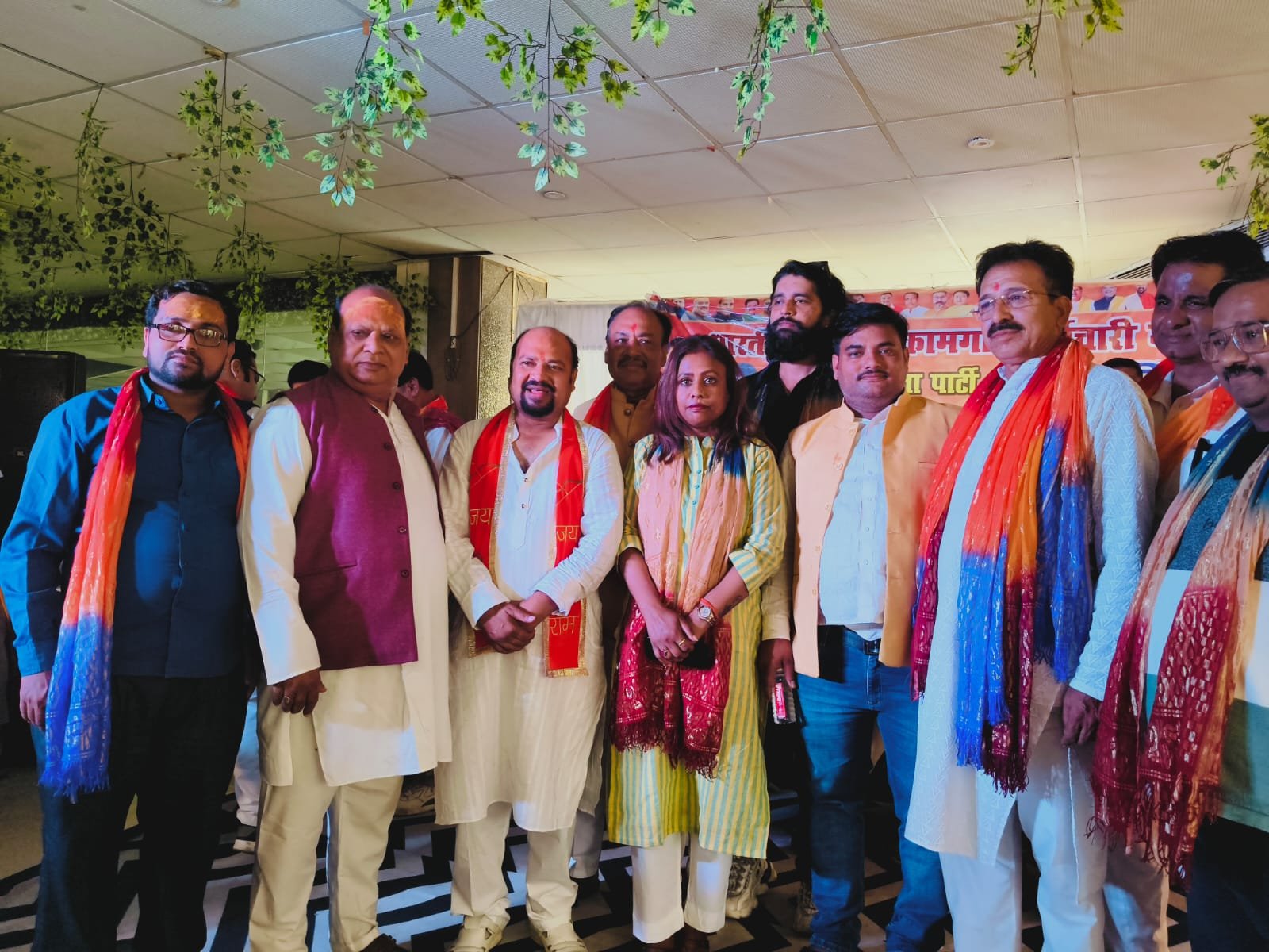   उत्तर प्रदेश के जिला आगरा में संयुक्त व्यापार मंडल की टीम